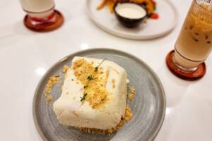 Semifreddo alle pesche, un dolce facile e veloce