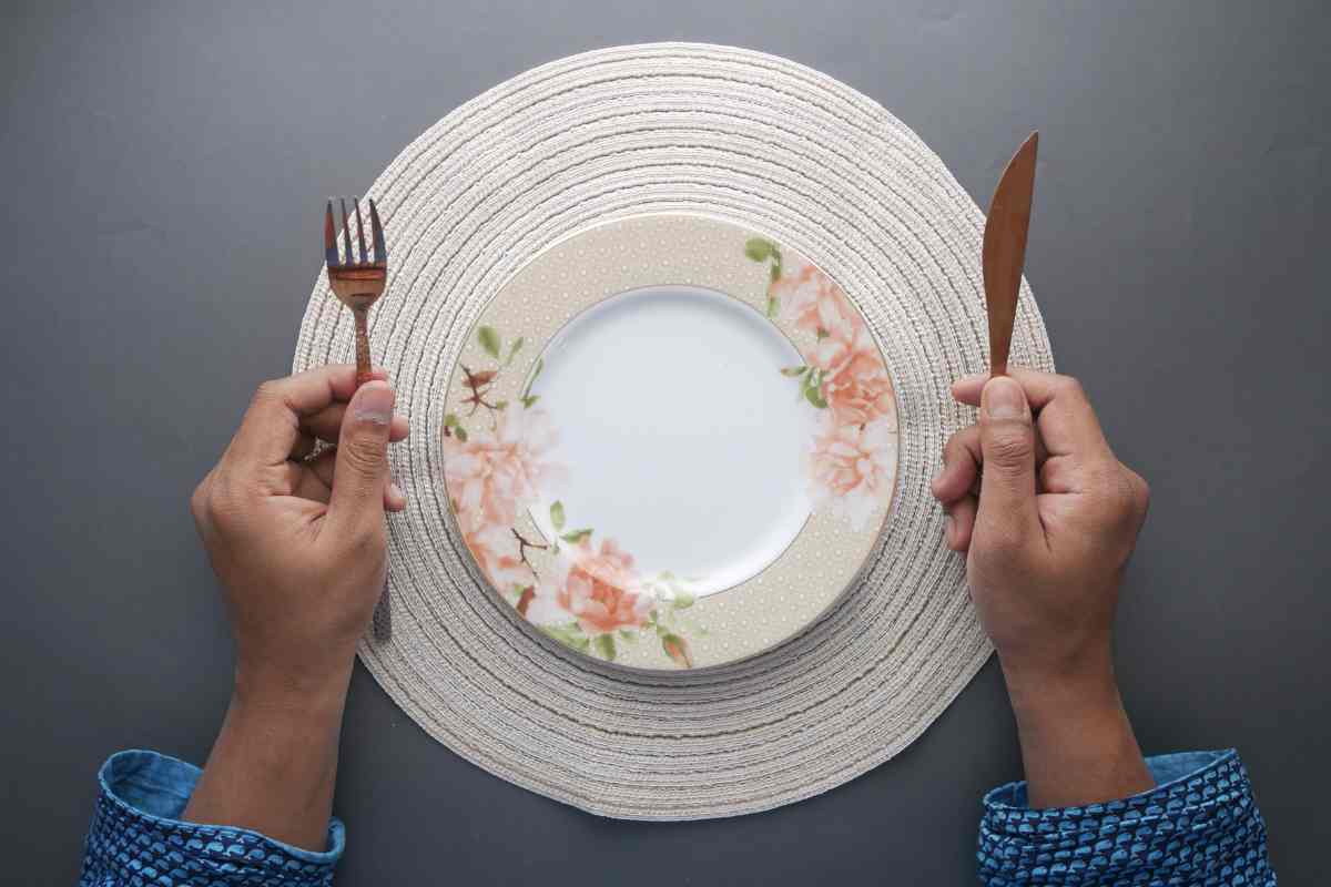 posate linguaggio tavola