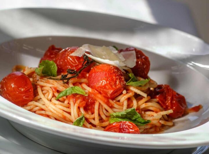 spaghetti all'amalfitana: la ricetta segreta per portare il mare a tavola