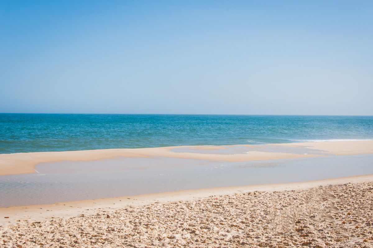 spiaggia più lunga d'italia: scopri la platamona in sardegna