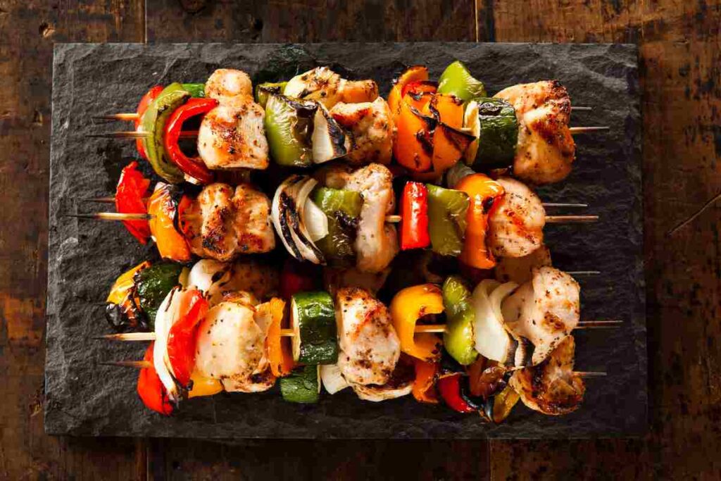 spiedini pollo e verdure